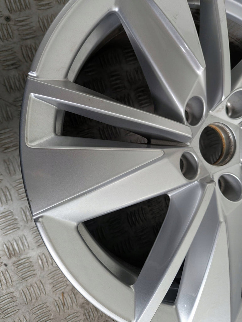 1x Alufelge 17 Zoll 7.0" 5x112 45ET 57A601025B Skoda Karoq Rim Wheel FEL9666980753ys