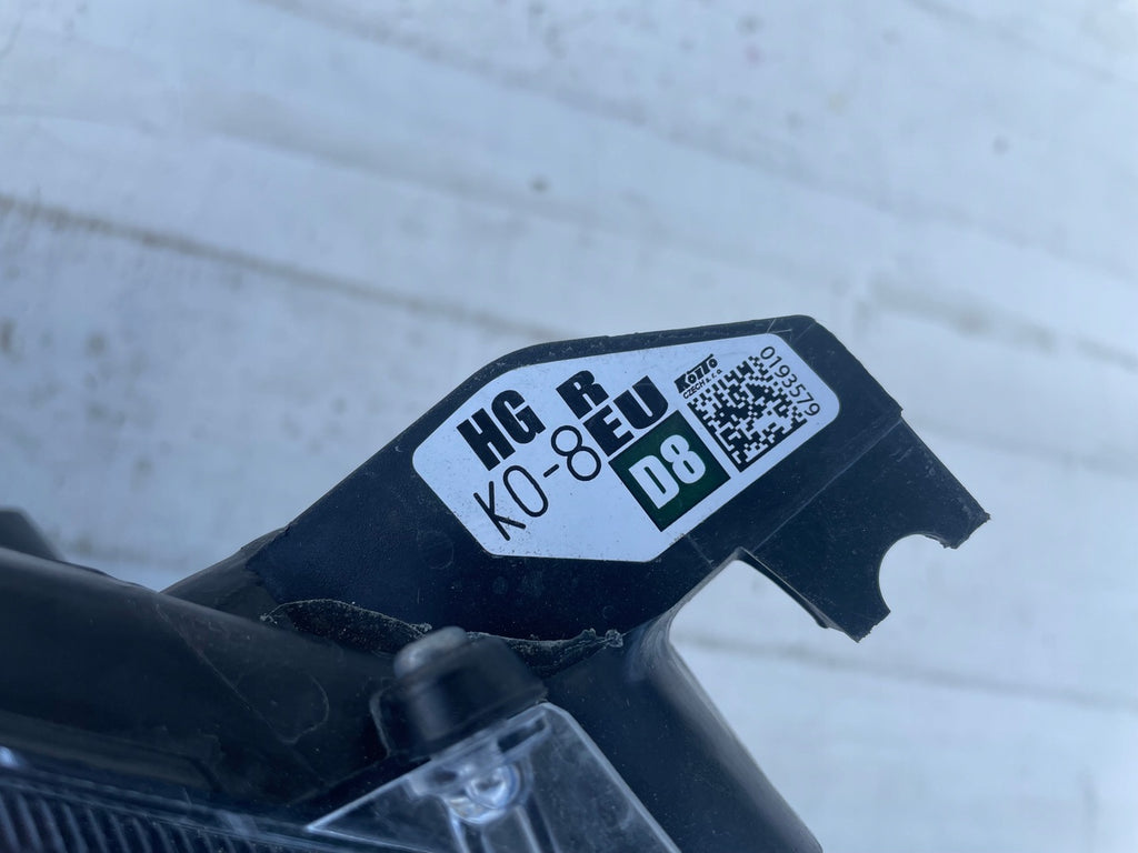 Frontscheinwerfer Toyota Yaris K0-8EU 0193579 LED Rechts Scheinwerfer Headlight SCH5689406066tt