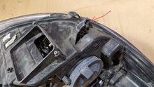 Laden Sie das Bild in den Galerie-Viewer, Frontscheinwerfer Ford Focus BM51-13D155-AJ Links Scheinwerfer Headlight SCH1521093161lc