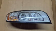 Laden Sie das Bild in den Galerie-Viewer, Frontscheinwerfer Kia I S40 8739647 Ein Stück (Rechts oder Links) Headlight SCH2538095527tj