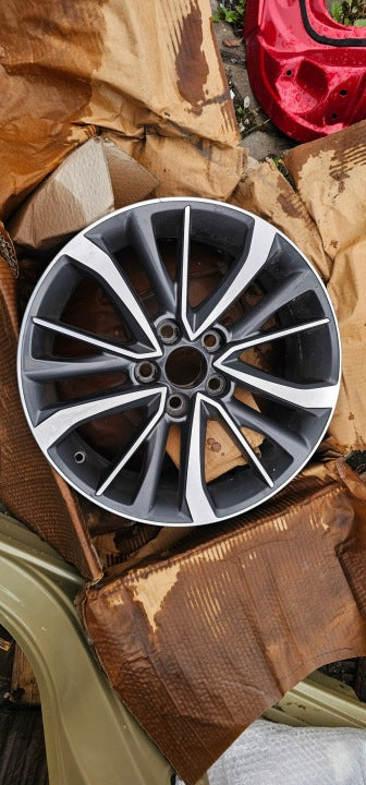 1x Alufelge 17 Zoll 7.0" 5x114.3 45ET Glanz 42611-05370 Toyota I Rim Wheel FEL7642127572wu