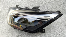 Laden Sie das Bild in den Galerie-Viewer, Frontscheinwerfer Audi A1 82A941034D 82A941034 LED Rechts Scheinwerfer Headlight