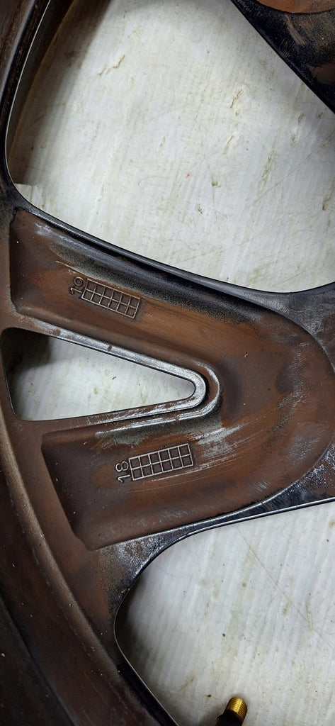 1x Alufelge 20 Zoll 6.5" 5x114.3 33ET Glanz 403008263R Renault Rim Wheel