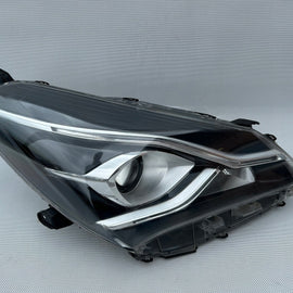 Frontscheinwerfer Toyota Yaris Rechts Scheinwerfer Headlight SCH3550895474im