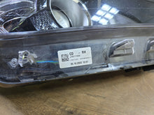 Load image into Gallery viewer, Frontscheinwerfer Kia Ceed J7921-22040 Rechts Scheinwerfer Headlight