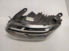 Load image into Gallery viewer, Frontscheinwerfer Dacia Duster 260602465R LED Links Scheinwerfer Headlight SCH6896804521uo