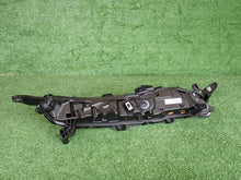Laden Sie das Bild in den Galerie-Viewer, Frontscheinwerfer Mitsubishi Eclipse Cross EDM92205010 Links Headlight SCH2400429161go