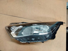 Load image into Gallery viewer, Frontscheinwerfer Hyundai I20 III 92101Q0050 Links Scheinwerfer Headlight