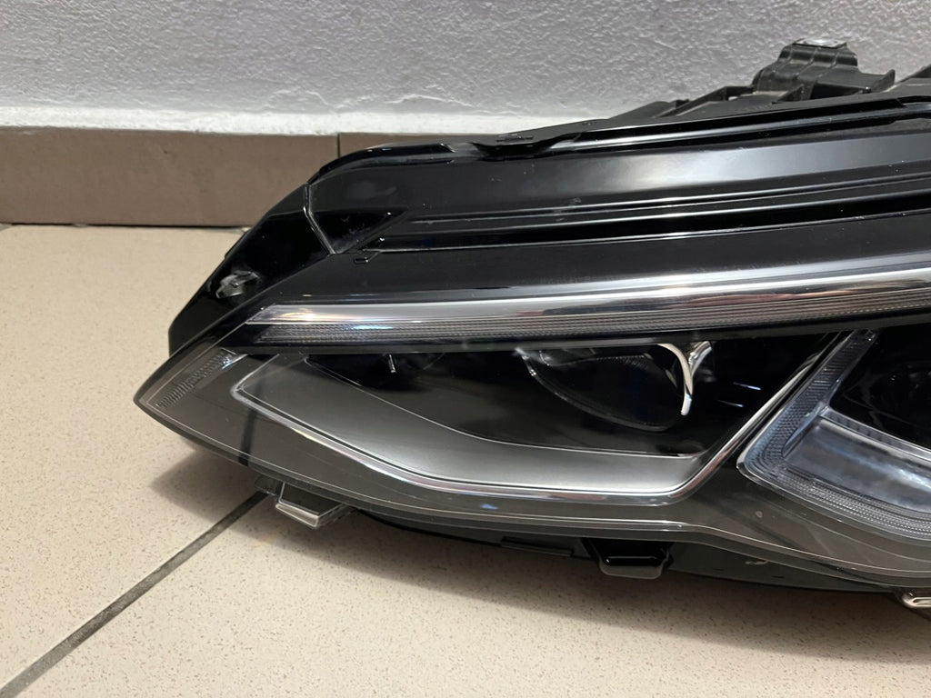Frontscheinwerfer VW Golf VIII 5H1941035 Links Scheinwerfer Headlight SCH5149316530ln