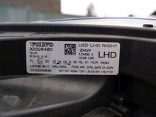 Load image into Gallery viewer, Frontscheinwerfer Volvo Xc40 32228480 Rechts Scheinwerfer Headlight SCH8340685775ia