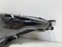 Laden Sie das Bild in den Galerie-Viewer, Frontscheinwerfer Toyota IV Yaris EUK0-6 Links Scheinwerfer Headlight SCH6417176541oi