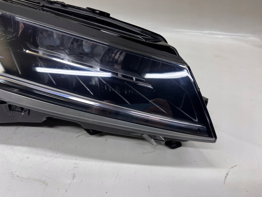 Frontscheinwerfer Skoda Superb III 3V1941016D Full LED Rechts Headlight SCH2841374213ov