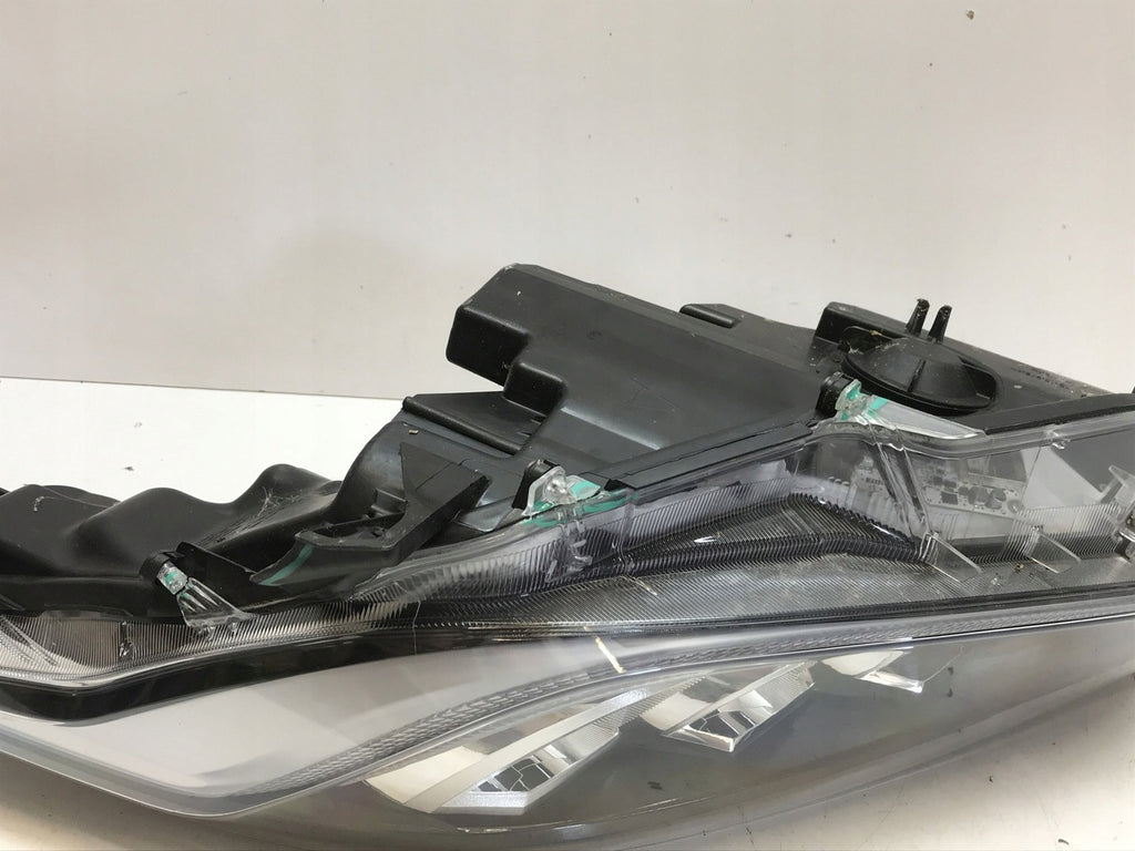 Frontscheinwerfer Toyota Yaris K0-8EU EUK0-8 Full LED Rechts oder Links