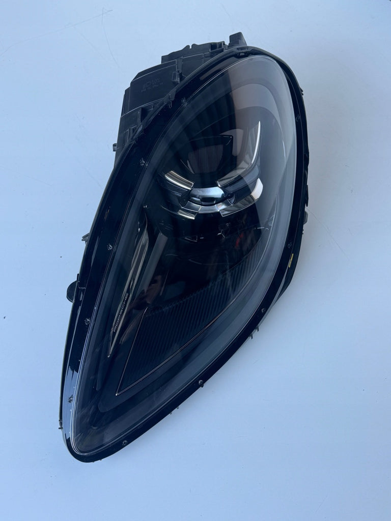 Frontscheinwerfer Porsche Macan 95b 95B941077 LED Links Scheinwerfer Headlight SCH9824018413zl