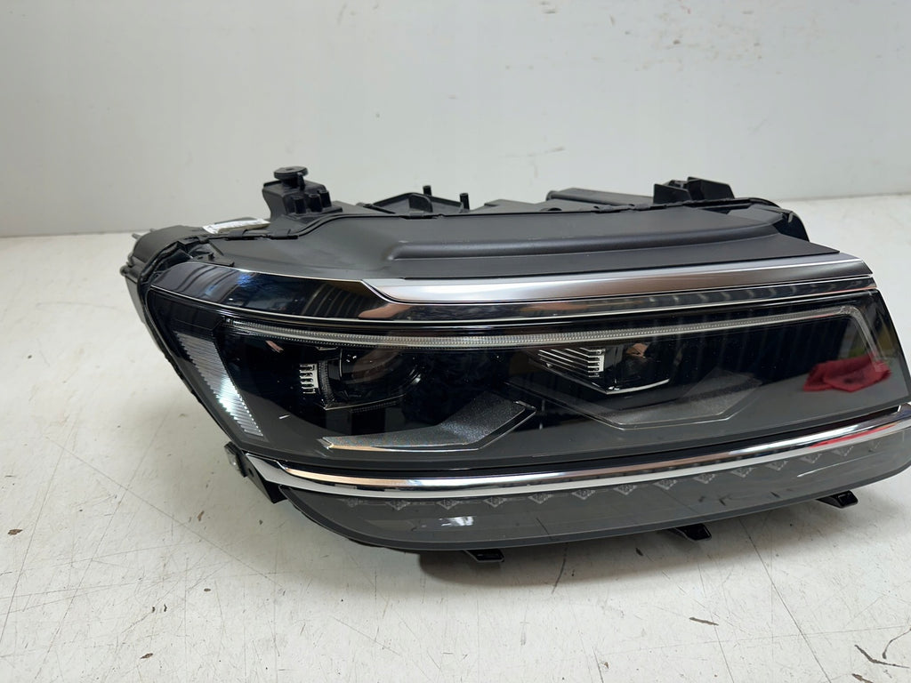 Frontscheinwerfer VW Tiguan 5NB941082AA LED Rechts Scheinwerfer Headlight
