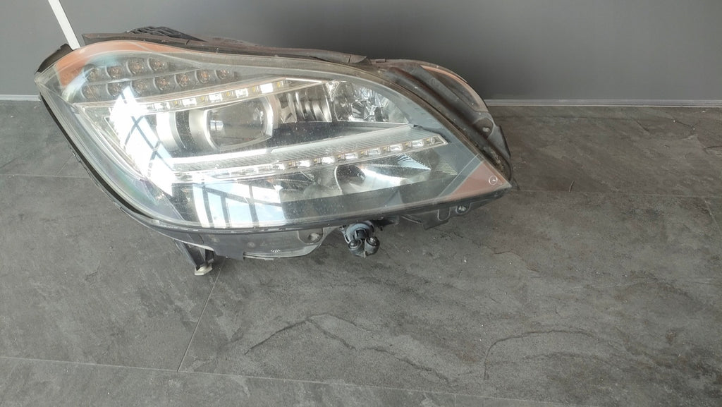 Frontscheinwerfer Mercedes-Benz Cls A2188202259 LED Rechts Headlight SCH5152606042qt
