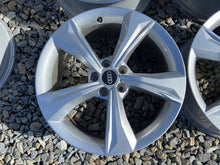Laden Sie das Bild in den Galerie-Viewer, 4x Alufelge 19 Zoll 7.0" 5x112 34ET Glanz Silber 80A601025 Audi Rim Wheel FEL6684374244gy