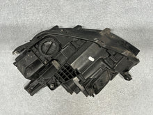 Laden Sie das Bild in den Galerie-Viewer, Frontscheinwerfer VW Passat B8 3G1941036P- LED Rechts Scheinwerfer Headlight