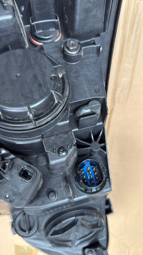 Frontscheinwerfer Kia Stonic Rechts Scheinwerfer Headlight