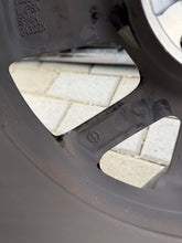 Laden Sie das Bild in den Galerie-Viewer, 1x Alufelge 16 Zoll 6.5" 4x108 38ET 9847228980 Opel Corsa F Rim Wheel FEL5706208913uq