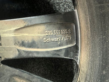 Load image into Gallery viewer, 1x Alufelge 19 Zoll 8.0" 5x112 44ET Glanz Schwarz 3V0601025S Skoda Superb Iii FEL8454472135yk