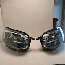 Load image into Gallery viewer, Frontscheinwerfer Opel Zafira Vivaro 9832836480 9832837680 Xenon Ein Satz SCH1438475939sr