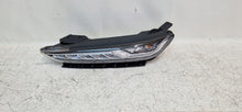 Laden Sie das Bild in den Galerie-Viewer, Frontscheinwerfer Hyundai Kona 92207J9000 Links Scheinwerfer Headlight SCH6938149136xs