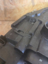 Load image into Gallery viewer, Frontscheinwerfer Audi A3 90104557 Xenon Rechts Scheinwerfer Headlight SCH4121867438ip