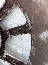 Laden Sie das Bild in den Galerie-Viewer, 1x Alufelge 15 Zoll 6.0&quot; 4x100 48ET Silber K7400ADE05 Hyundai I10 Rim Wheel