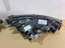 Laden Sie das Bild in den Galerie-Viewer, Frontscheinwerfer BMW 2 U06 5A42248 5A42247 Full LED Ein Satz Headlight SCH2870147943fp