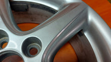 Load image into Gallery viewer, 1x Alufelge 17 Zoll 7.0" 5x114.3 45ET Glanz Silber Toyota Corolla Avensis FEL3668121926nj