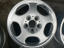 Laden Sie das Bild in den Galerie-Viewer, 4x Alufelge 16 Zoll 7.5" 5x112 41ET A2104011302 Mercedes-Benz Rim Wheel FEL6063951817tl