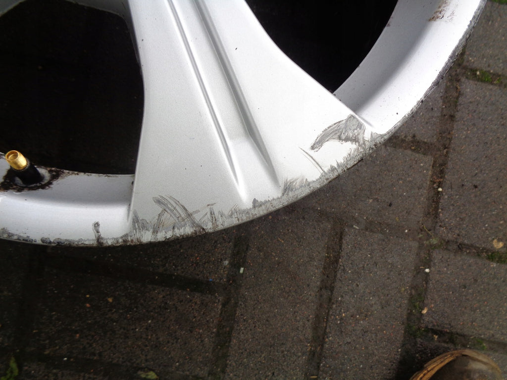 4x Alufelge 17 Zoll 7.0" 5x114.3 49ET 403000067 Renault Megane Iii Rim Wheel