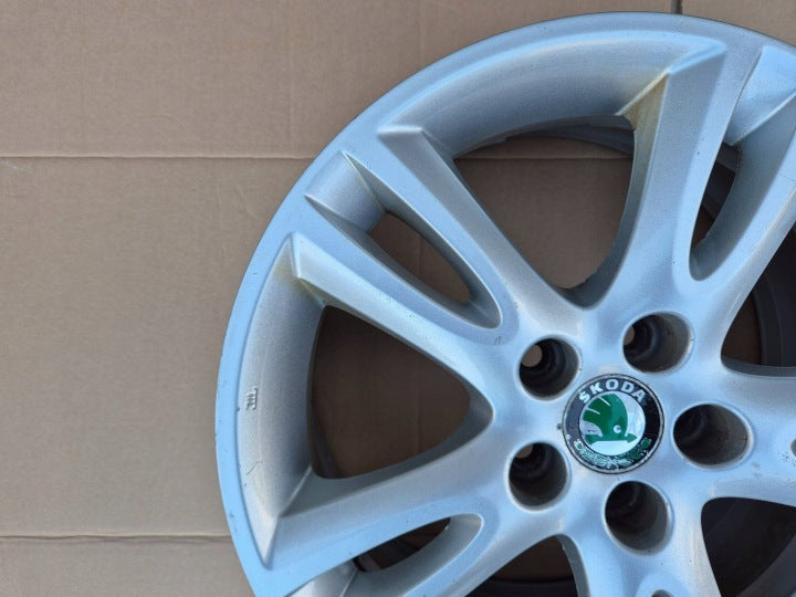 1x Alufelge 16 Zoll 5J0601025B Skoda Fabia Ii Rim Wheel FEL9290754676ny