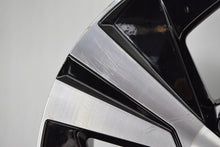 Laden Sie das Bild in den Galerie-Viewer, 1x Alufelge 17 Zoll 7.0&quot; 5x108 40,5ET Glanz Schwarz 32209235 Volvo Rim Wheel