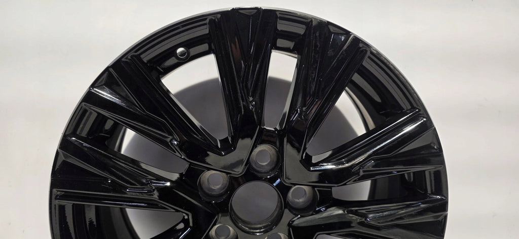 1x Alufelge 17 Zoll 5x114.3 50ET Toyota I Rim Wheel FEL8187802064ve