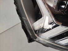 Laden Sie das Bild in den Galerie-Viewer, Frontscheinwerfer Audi Avant 83A941034 1101D660000 LED Rechts Headlight SCH3789901647nk