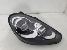 Laden Sie das Bild in den Galerie-Viewer, Frontscheinwerfer Porsche Cayenne 13583258628 Xenon Rechts Headlight