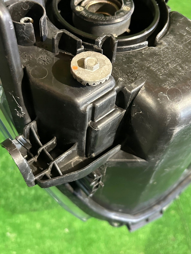 Frontscheinwerfer Toyota Yaris Links Scheinwerfer Headlight