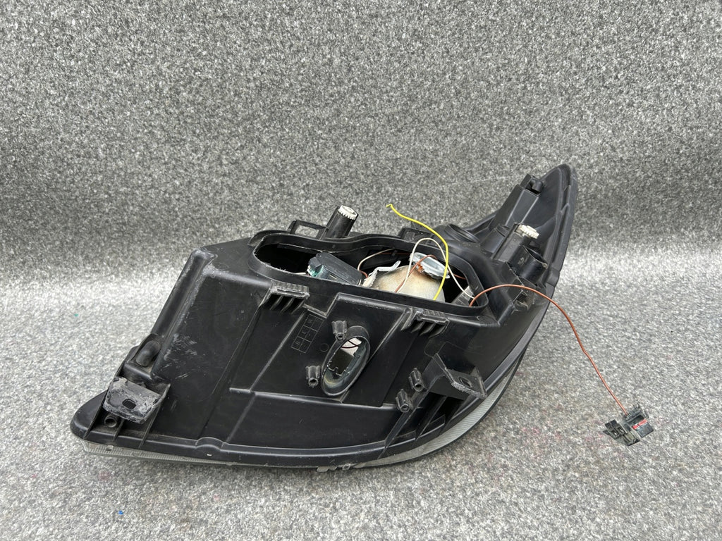 Frontscheinwerfer Mercedes-Benz Sprinter A9068201061 Rechts Headlight SCH9023012954kt
