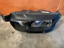 Load image into Gallery viewer, Frontscheinwerfer Citroën C4 Picasso II 9675974980 Links Scheinwerfer Headlight