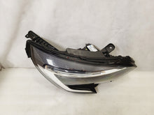 Laden Sie das Bild in den Galerie-Viewer, Frontscheinwerfer Renault Clio I V 260609987R 260100902R LED Ein Satz Headlight SCH7171655549rq