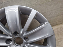 Laden Sie das Bild in den Galerie-Viewer, 1x Alufelge 16 Zoll 5x112 7N0601025A VW Sharan Rim Wheel FEL8820125615pr