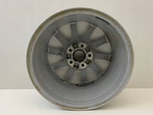 Laden Sie das Bild in den Galerie-Viewer, 1x Alufelge 16 Zoll 6.5&quot; 5x112 46ET Glanz Silber 8V0601025BM Audi A3 Rim Wheel