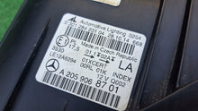 Laden Sie das Bild in den Galerie-Viewer, Frontscheinwerfer Mercedes-Benz W205 A2059068701 030128423104 LED Links SCH6351305967bp