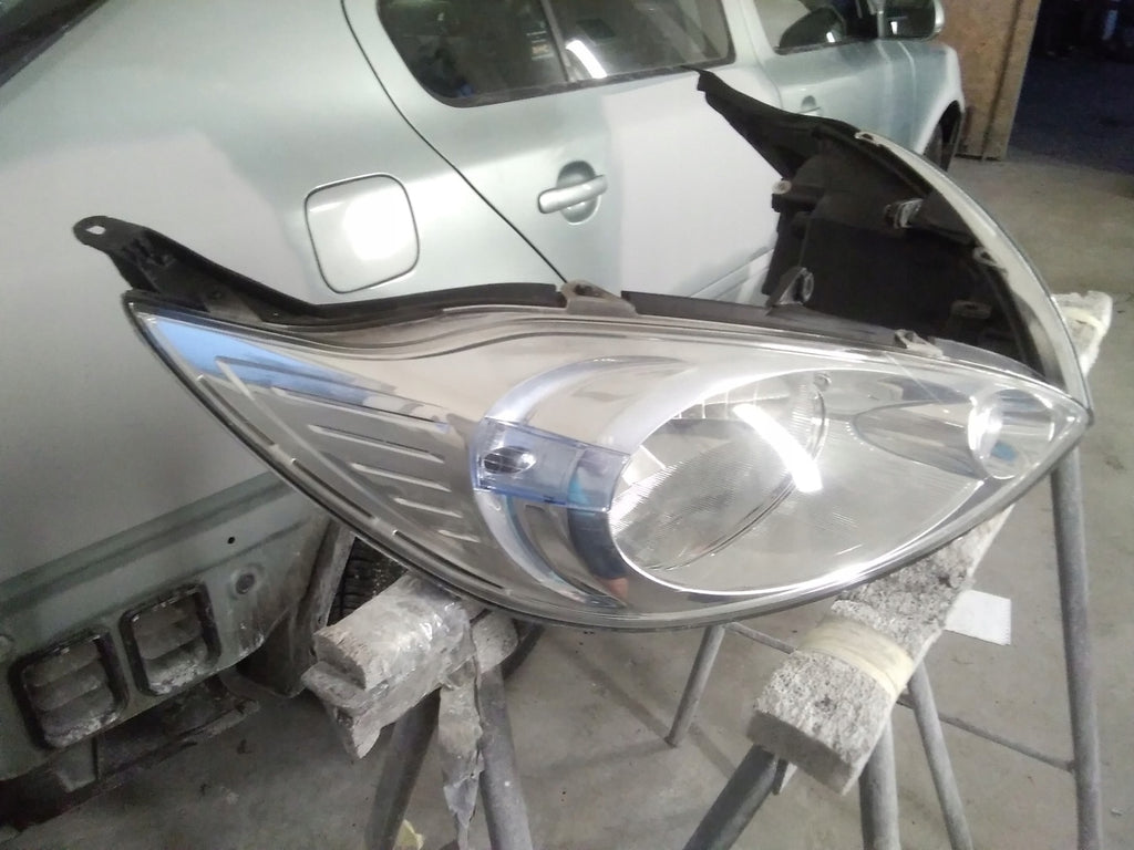 Frontscheinwerfer Ford Ka Ru8 Ein Stück (Rechts oder Links) Headlight