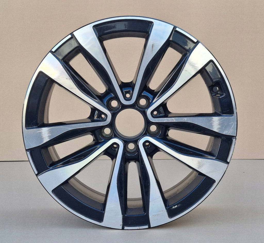 1x Alufelge 17 Zoll 7.0" 5x112 44 5ET A2064017400 Mercedes-Benz W206 Rim Wheel FEL9674570202ks