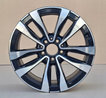 Laden Sie das Bild in den Galerie-Viewer, 1x Alufelge 17 Zoll 7.0" 5x112 44 5ET A2064017400 Mercedes-Benz W206 Rim Wheel FEL9674570202ks