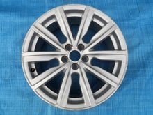 Load image into Gallery viewer, 1x Alufelge 17 Zoll 7.5&quot; 5x100 36ET Glanz Silber 8X0601025AL Audi A1 Rim Wheel