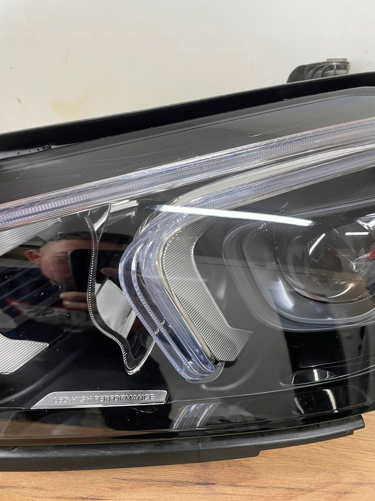 Frontscheinwerfer Mercedes-Benz Gle A1679069504 260102691R LED Rechts oder Links